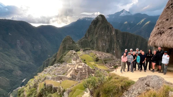 Portada, peru para adultos mayores