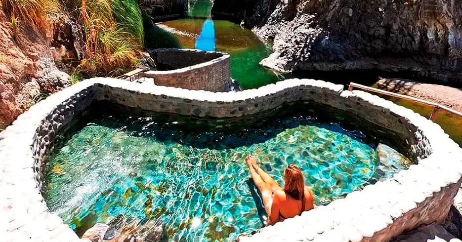 aguas termales en peru chivay.