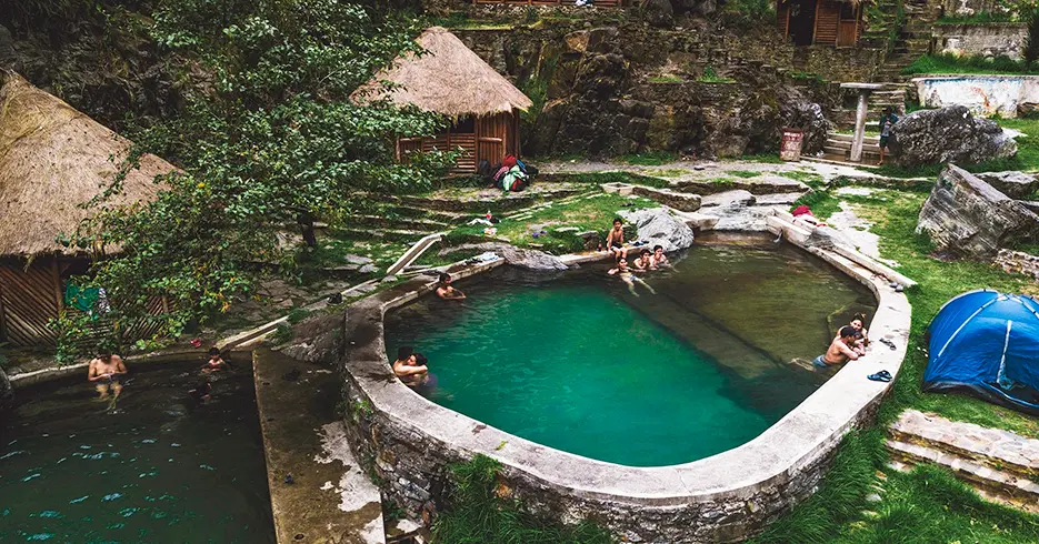 aguas termales de chimur en cusco