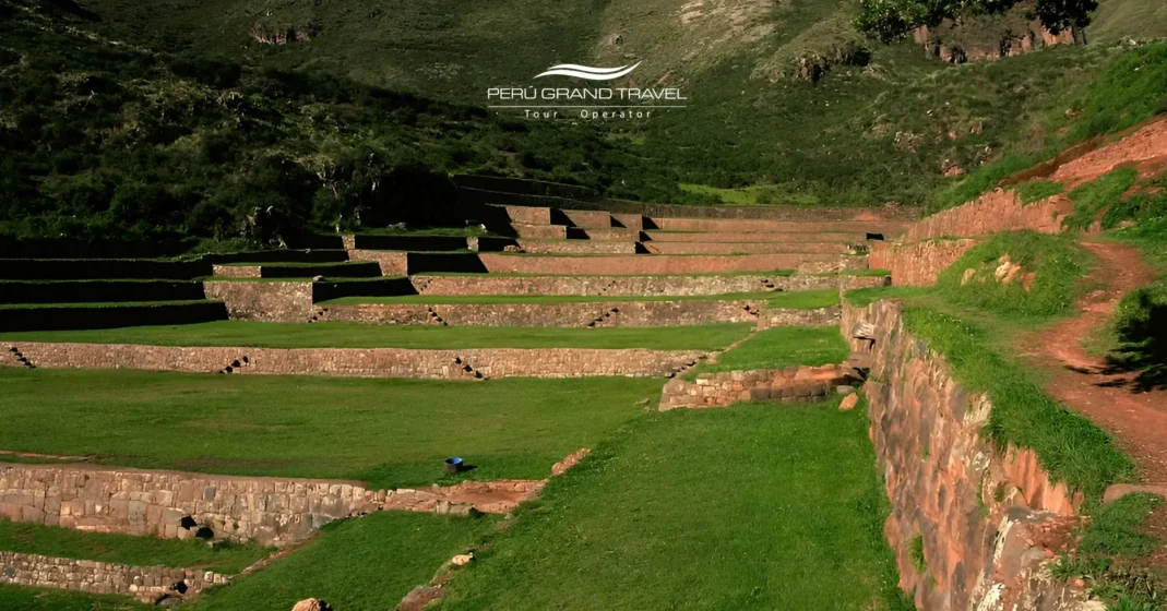 arquitectura-en-el-sitio-arqueológico-de-Tipón