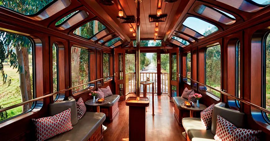 coche observatorio en el tren hiram bingham