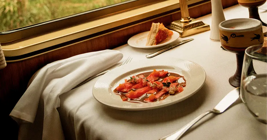 comida gourmet a bordo del tren hiram bingham