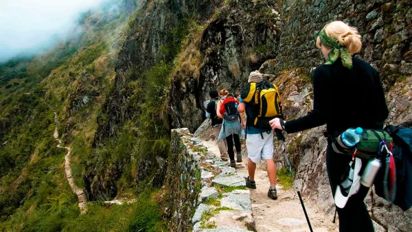 como ir de cusco para machu picchu - camino inca, salkantay trekking o por tren