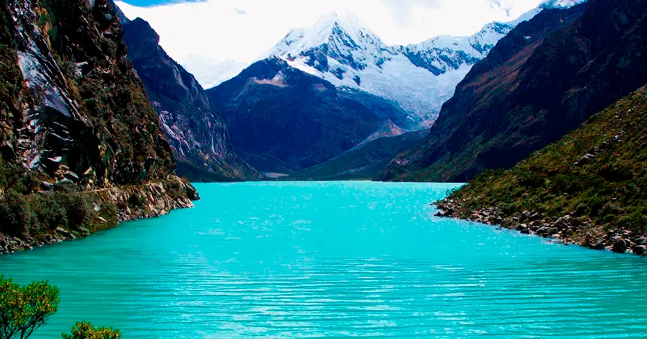 Laguna paron en huaraz Perú