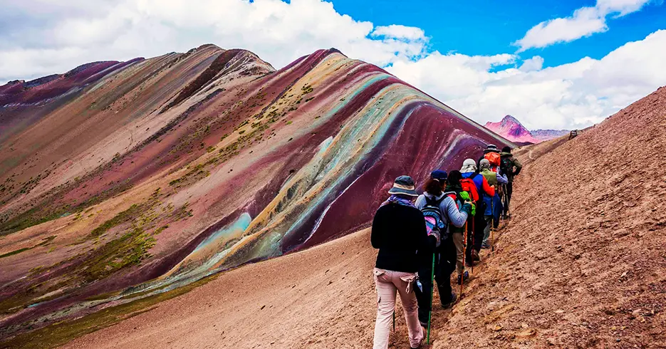 lugares para visitar en cusco - montaña 7 colores Vinicunca