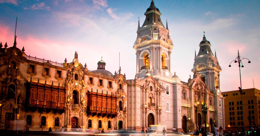 lugares turisticos lima - catedral de lima