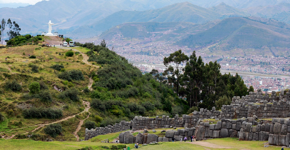 mirador-de- Sacsayhuamán-cusco
