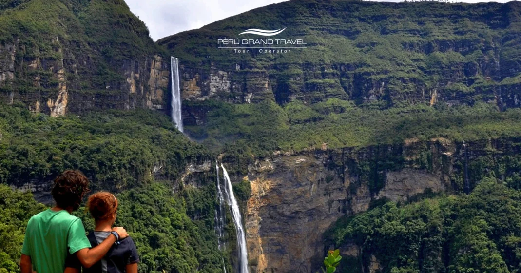 10 mejores lugares para viajar en San Valentín: Por qué Perú debería ser su elección número #1 6 pareja de aventura, novios de viaje, viajes romantico, lugares donde viajar en san valentin, pareja aventurera