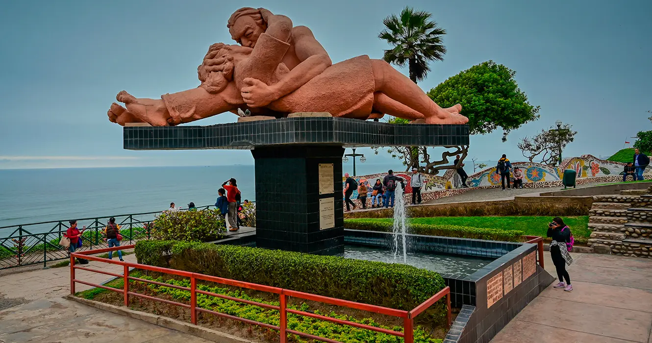parques de lima - parque del amor en miraflores