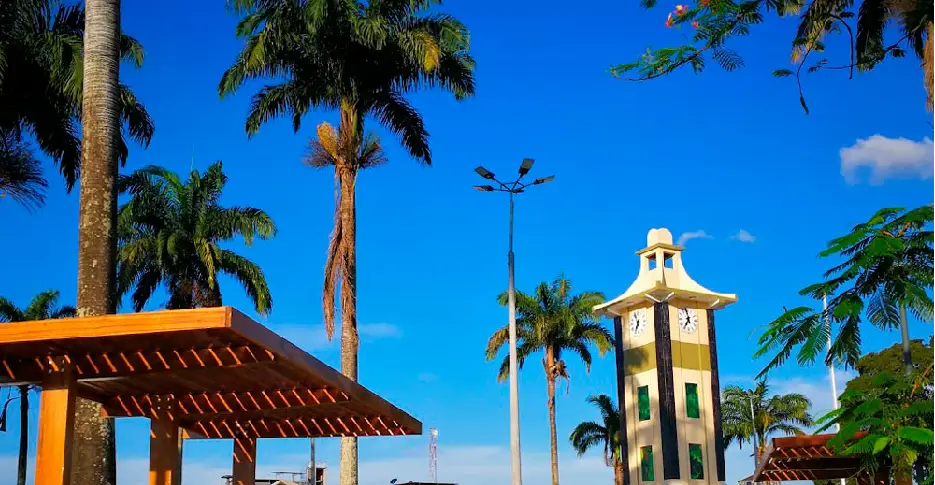 plaza-de-armas-de-puerto-maldonado