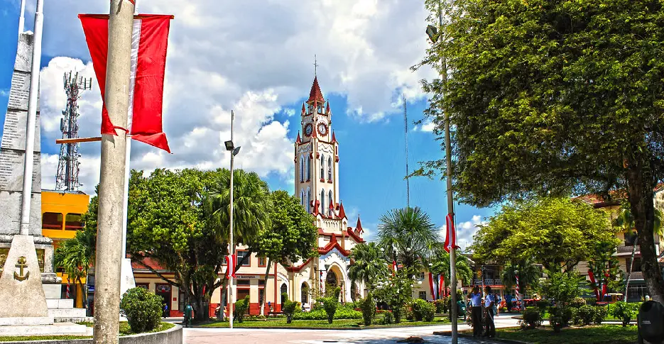 plaza-principal-de-iquitos