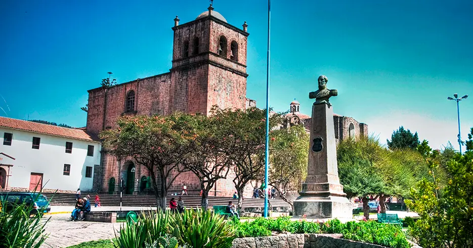 plaza san francisco cerca de la plaza de armas Cusco