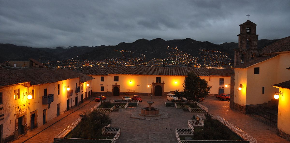 Lugares escondidos en Cusco: Descubre los lugares secretos de la capital inca 3 plazoleta-san-blas-cusco