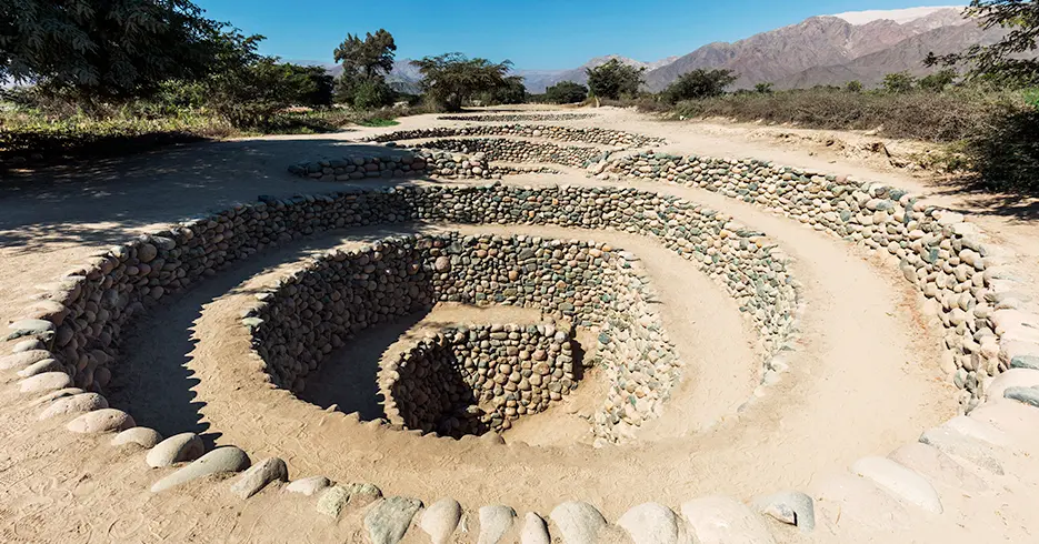 acueducto de cantalloc cerca de nazca