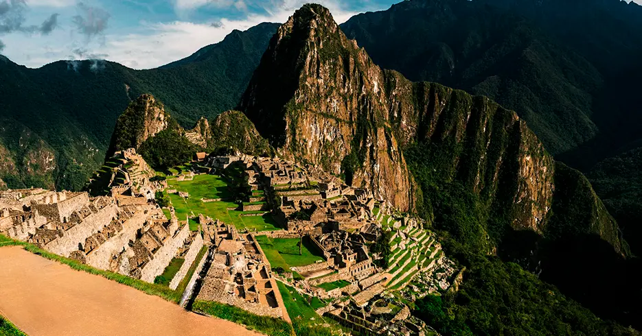Tours de un día en Cusco para vivir historia y naturaleza 5 tour de un dia en cusco hacia la maravilla inca Machu Picchu